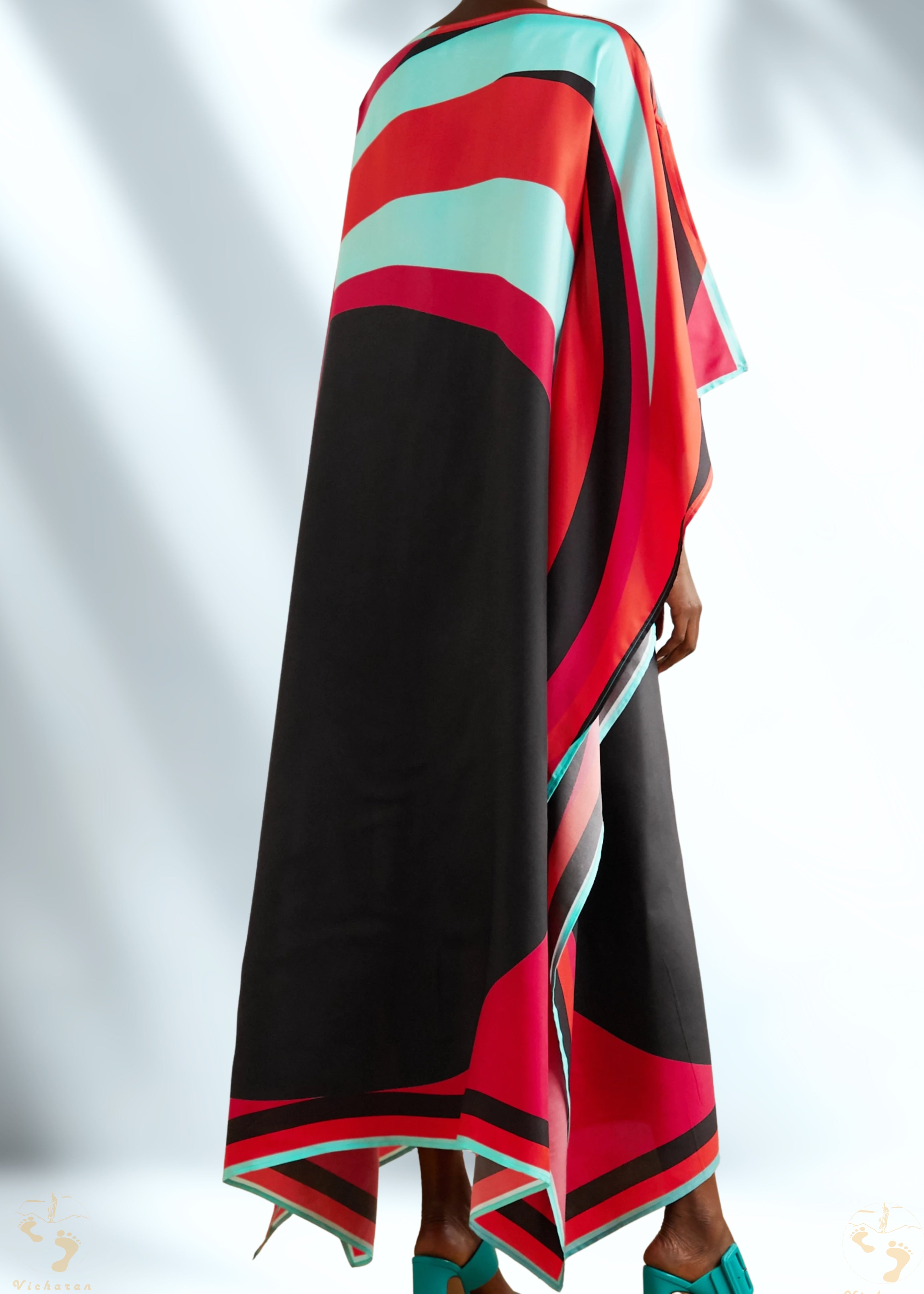 Vicharan VALENTINE Red & Black Kaftan